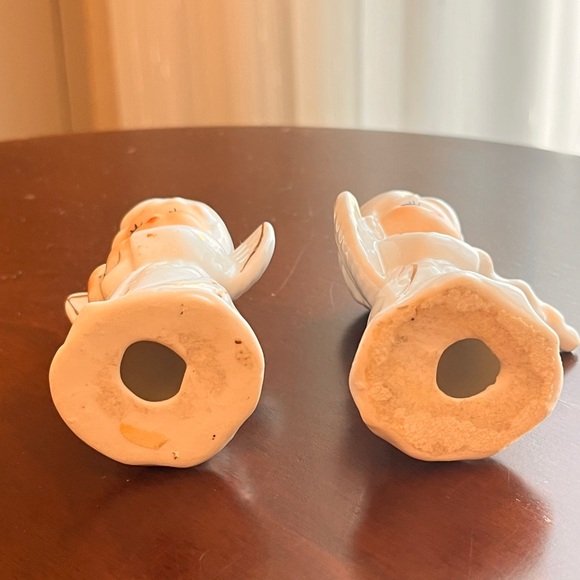 2 Vtg Artmark Originals Boy/Girl White Gown Ceramic Angels Musicians Christmas - Picture 8 of 9